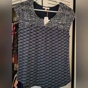 Skies are Blue Delila embroidery neckline knit shirt.